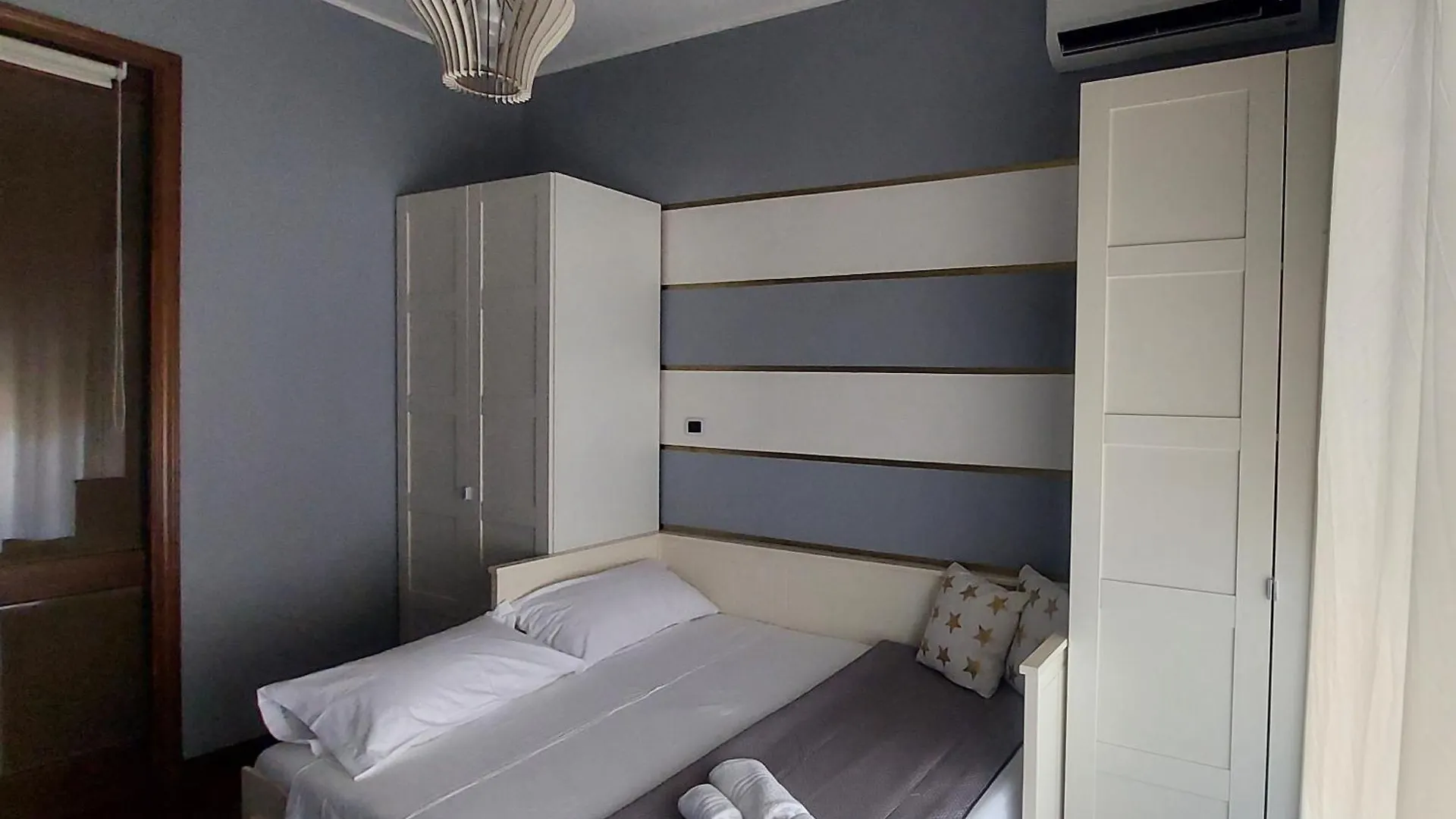 Oda ve Kahvaltı B&B Bixio 34 Reggio di Calabria İtalya